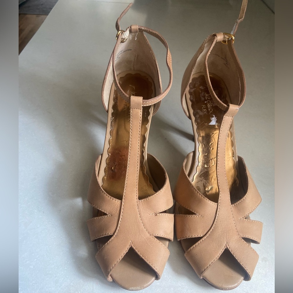 Liz Claiborne Beige Flex Heels